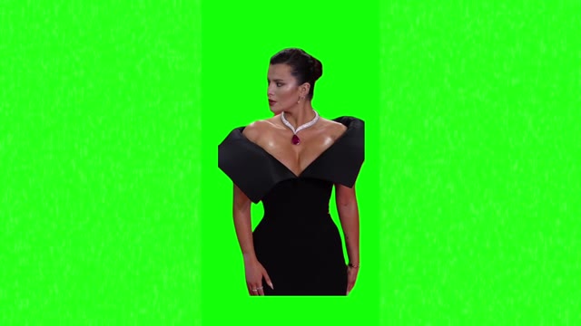 Bella Thorne green screen