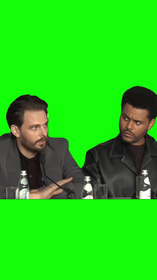 Bro explaining green screen