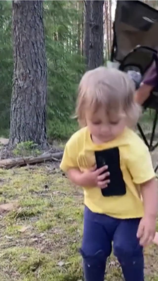 Girl dancing to satisfaction green screen