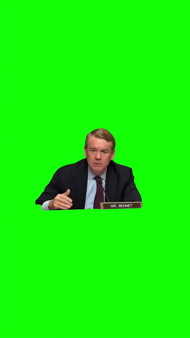 Im asking the question green screen