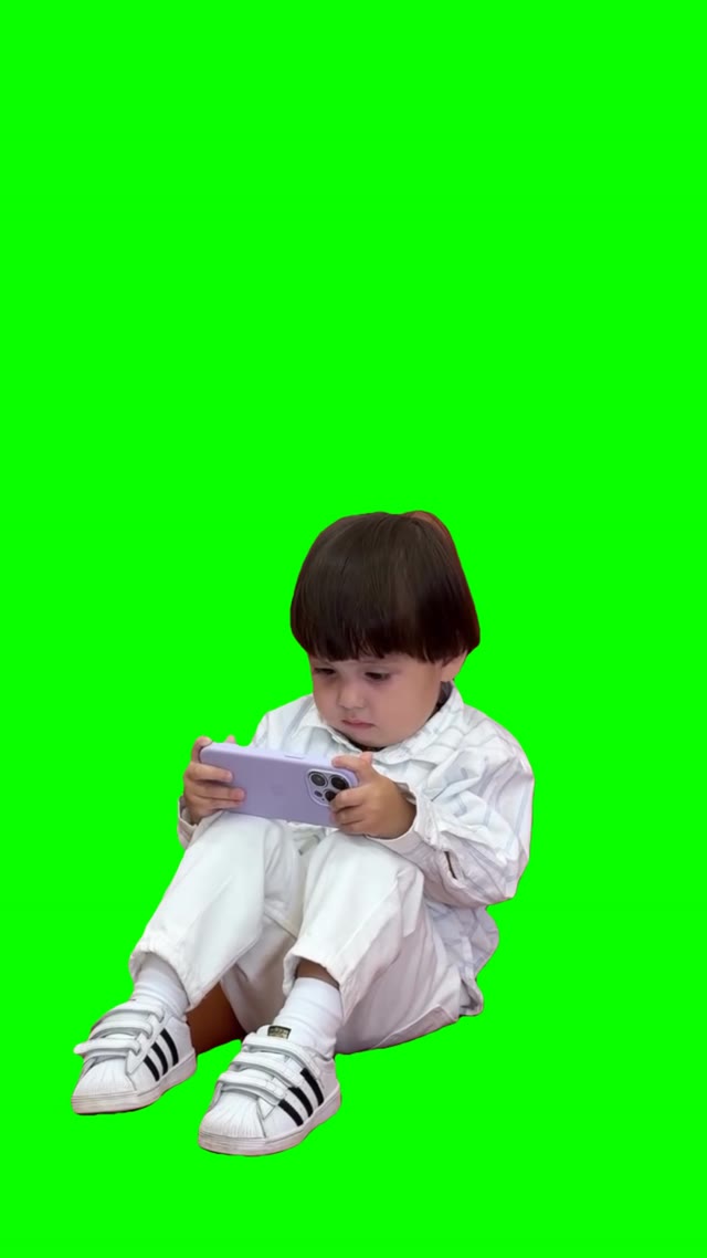 Jerry showing the bird green screen