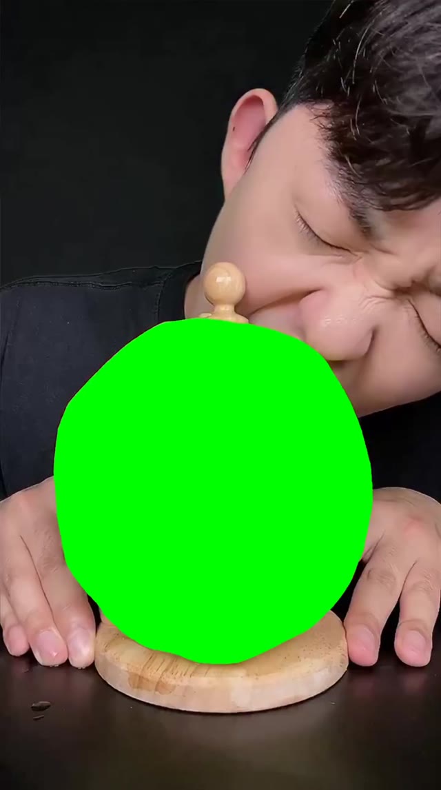 Man eating 2.0 green screen