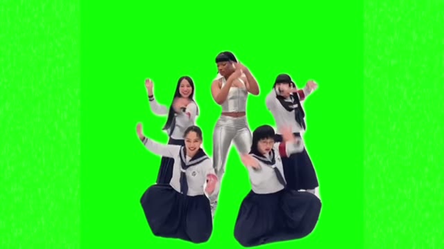 Megan Stallion Japan crew green screen