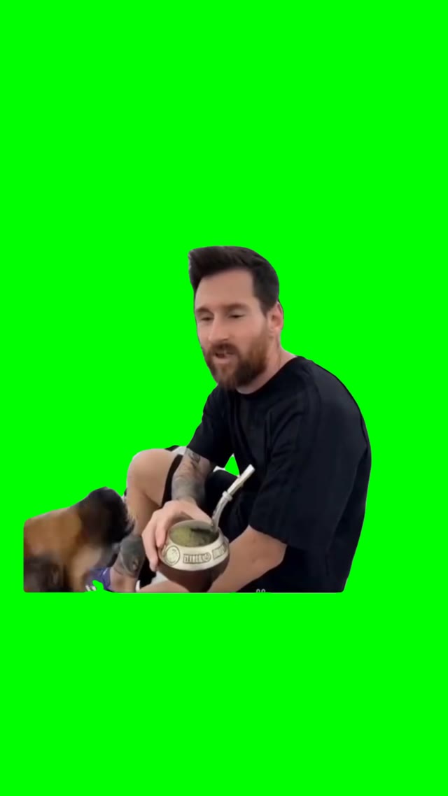 Messi Barking at the dog green screen