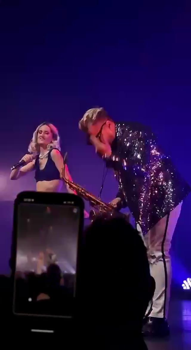 Mr epix sax guy Eurovision green screen