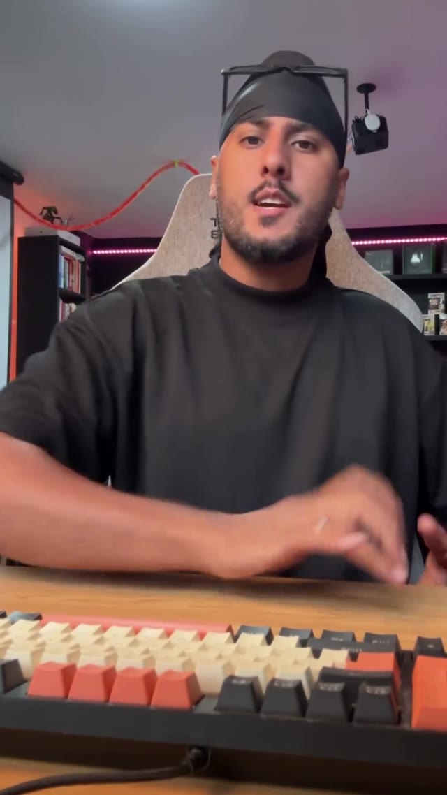 QH5PslaF Good morning da pineapple green screen