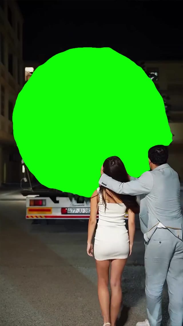 Truck reveal  green screen